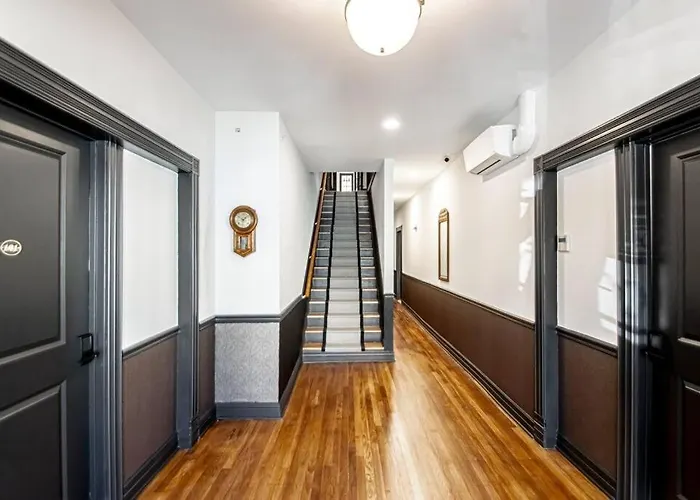 Historic Dtwn Studio, Walk To Bathhouses, Shops, Room # 103