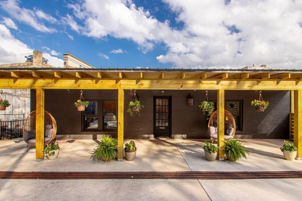 Appartamento Historic Dtwn Studio, Walk To Bathhouses, Shops, # 103 *